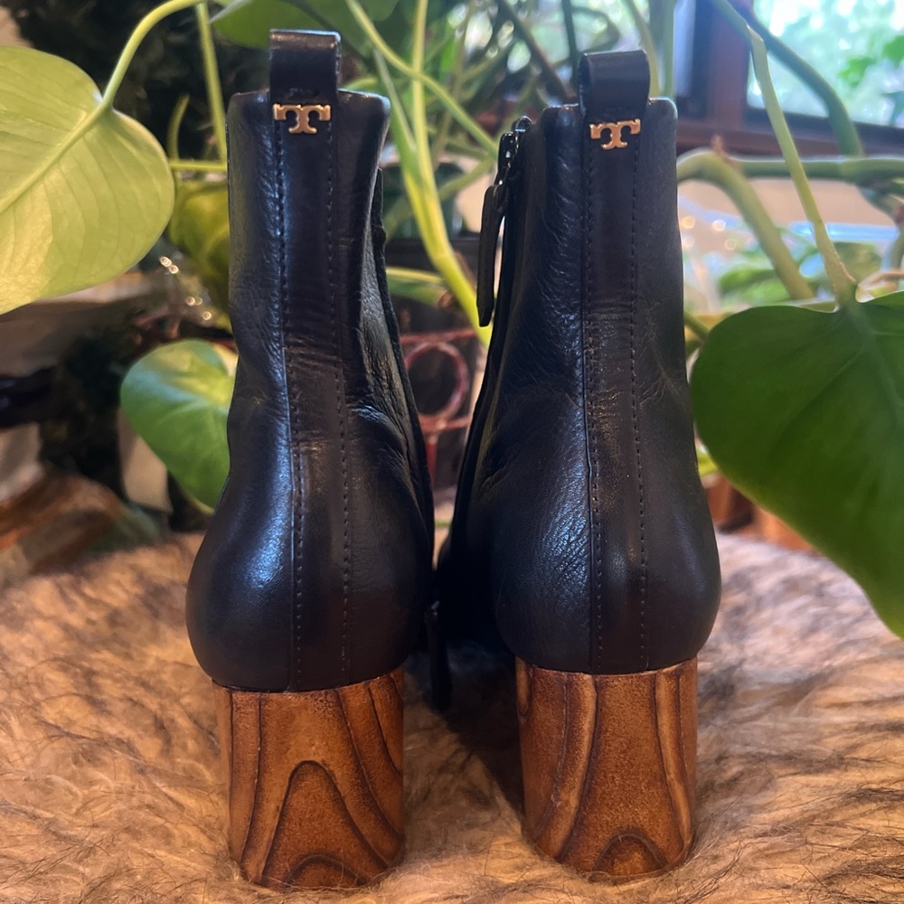Tory Burch Black Leather Ankle Boots wooden heels great condition size 6